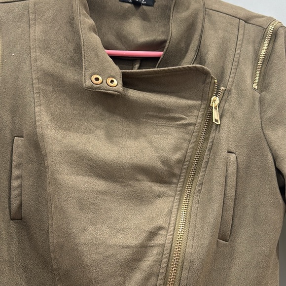 Super stylish jacket - Picture 2 of 4